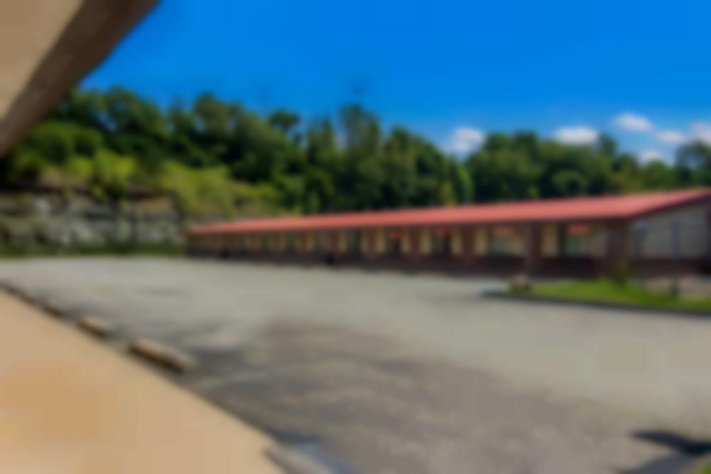 Econo Lodge Pittsburgh I-79
