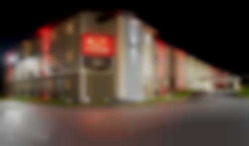 Econo Lodge Inn & Suites - Des Moines/Merle Hays Road